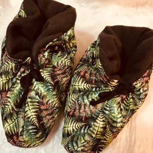 Foot warmers size 8